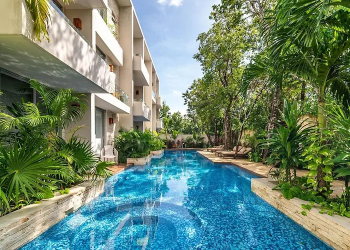 Lux 2br With Jungle Views, Pool, Gym At Nhoa Hébergement de vacances *