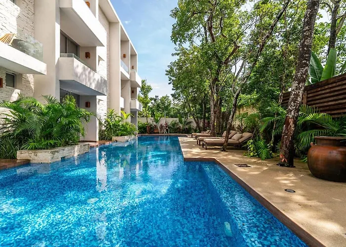 Lux 2br With Jungle Views, Pool, Gym At Nhoa