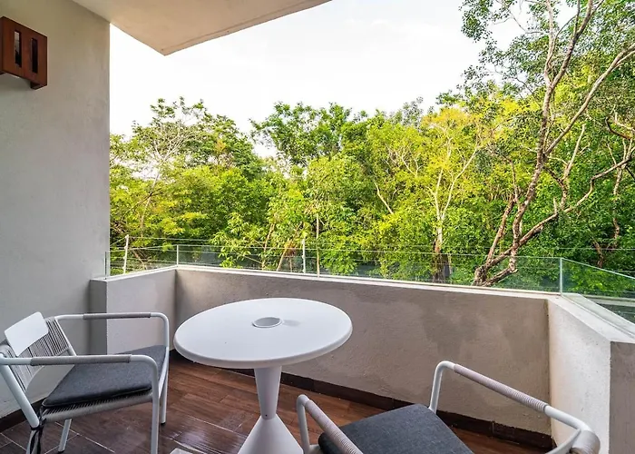Hébergement de vacances Lux 2br With Jungle Views, Pool, Gym At Nhoa Tulum